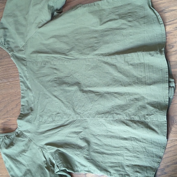 Off the Shoulder Blouse - Picture 6 of 9